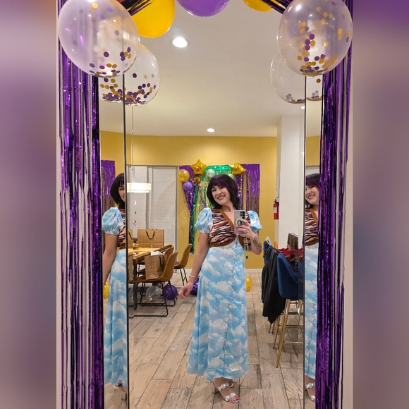 Meet your Posher, Hannah - Picture 2 of 7